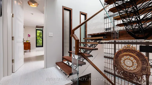 Additional image 23 of 53 Hazelton Ave