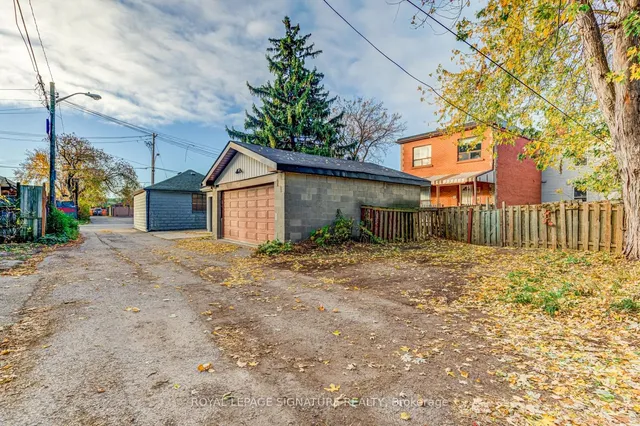 Additional image 31 of 533 Victoria Pk Ave