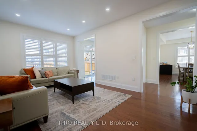 Additional image 14 of 11 Goodsway Tr