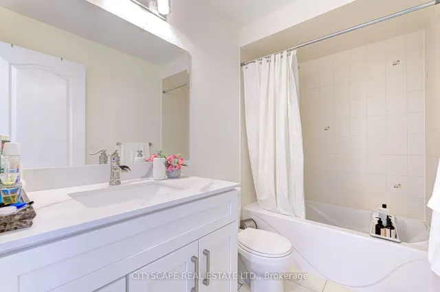 Additional image 20 of 22 Kawana Rd