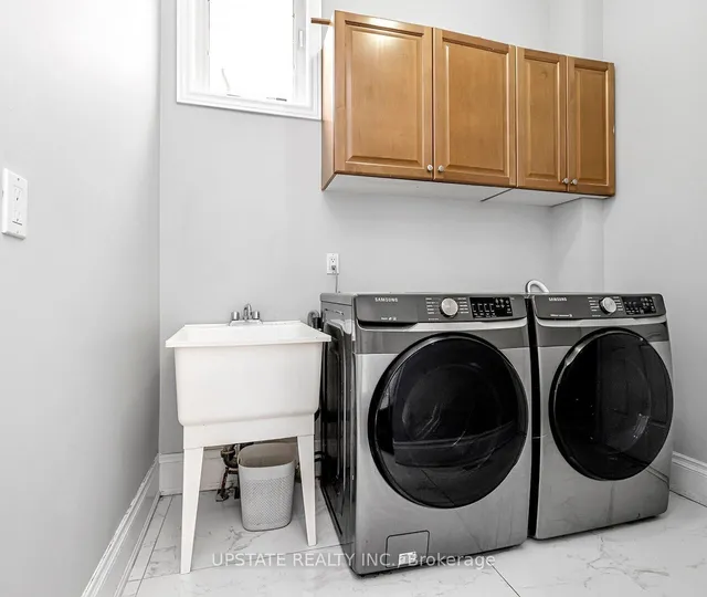 Additional image 20 of 8047 Financial Dr