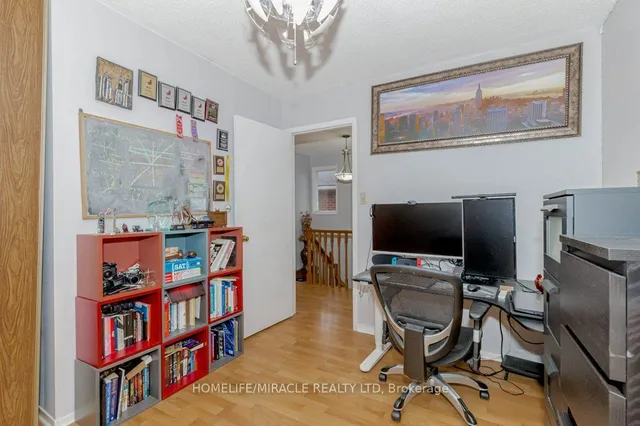 Additional image 27 of 66 Ebby Ave