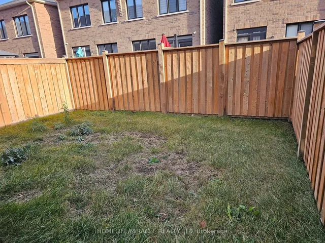 Additional image 33 of 13 Goulston St