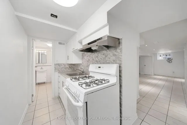 Additional image 7 of 740 Lansdowne Ave