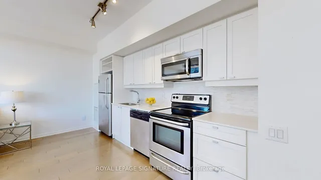 Additional image 12 of 105 The Queens Way Unit 416