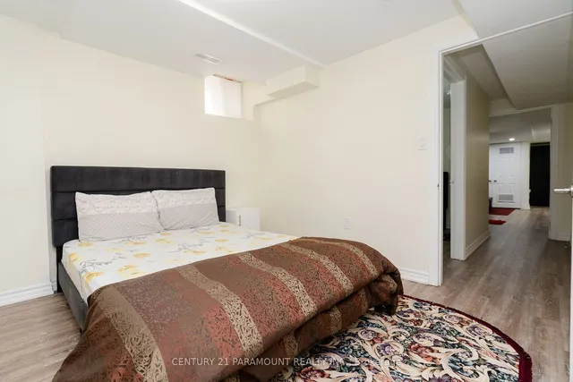 Additional image 26 of 42 Four Seasons Circ