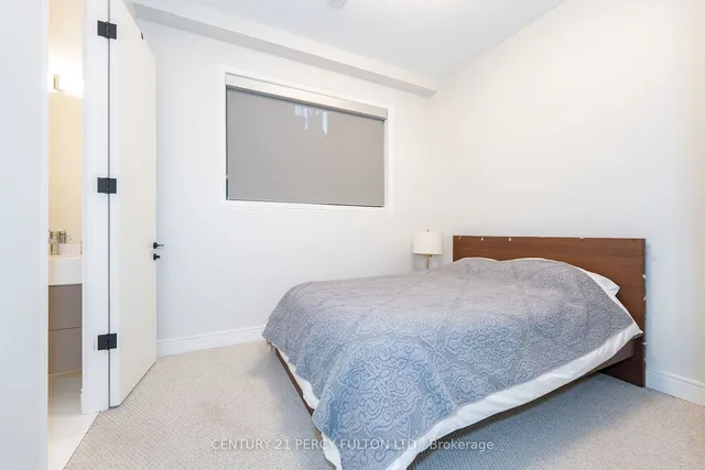 Additional image 26 of 323 Douglas Ave