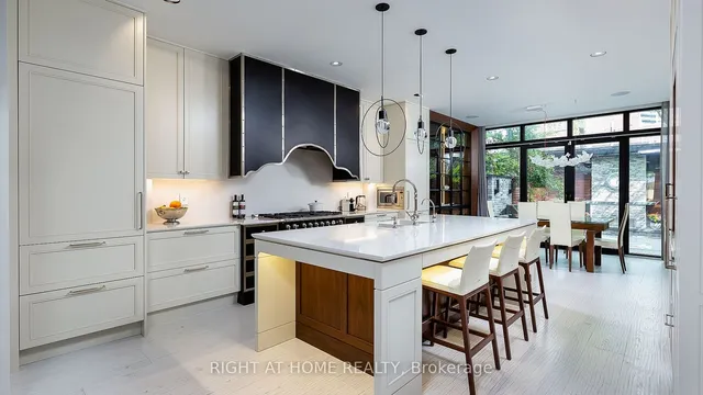 Additional image 11 of 53 Hazelton Ave