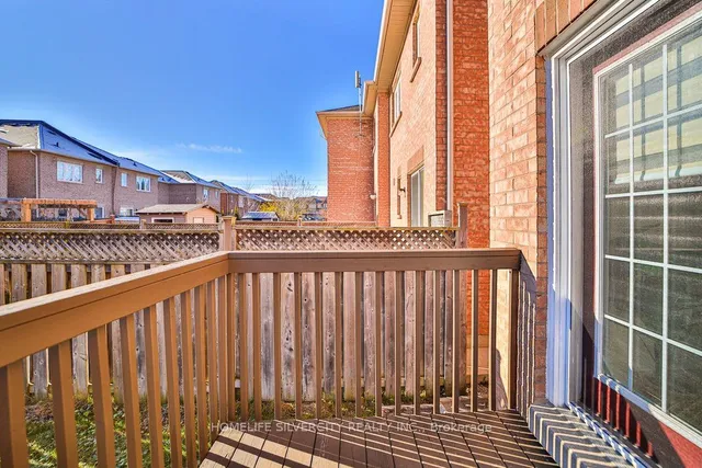 Additional image 38 of 55 Samantha Cres