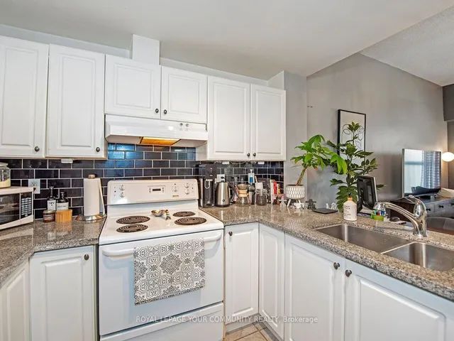 Additional image 5 of 4198 Dundas St Unit 207