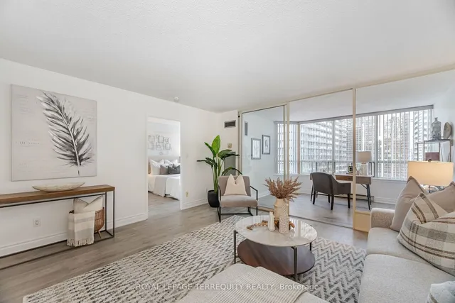 Additional image 5 of 30 Greenfield Ave Unit 1716