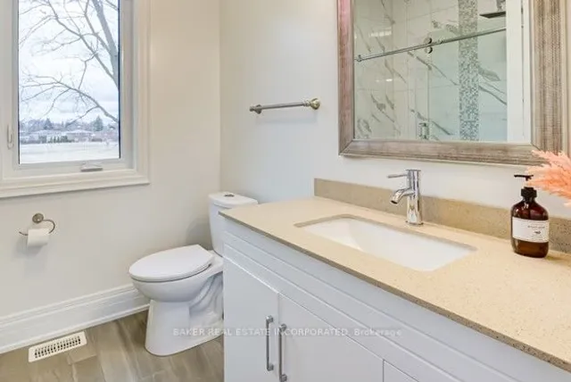 Additional image 25 of 38 Devondale Ave