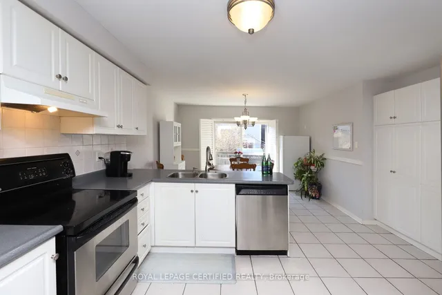 Additional image 12 of 95 Vintage Gate