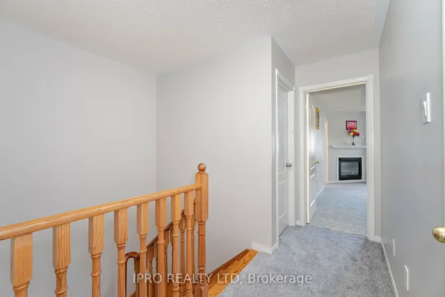 Additional image 16 of 18 Monaco Crt