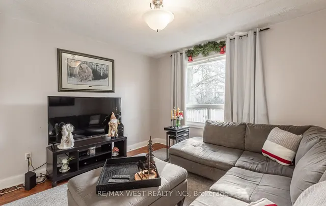 Additional image 13 of 66 McMurchy Ave