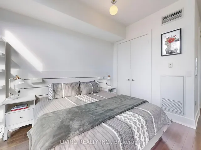 Additional image 10 of 39 Queens Quay Unit 940