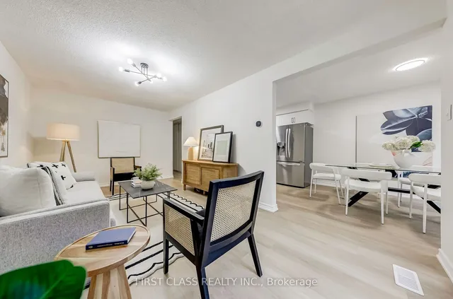 Additional image 16 of 106 Chester Le Blvd Unit 112