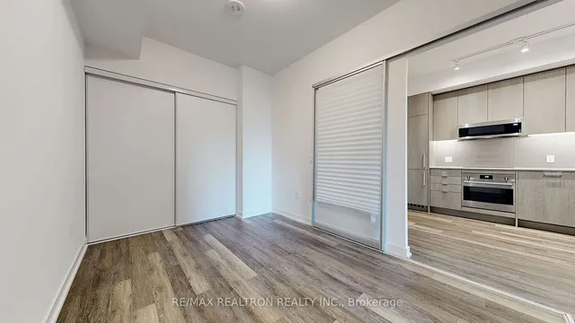 Additional image 23 of 250 Lawrence Ave Unit 501