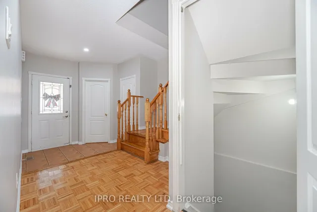 Additional image 15 of 18 Monaco Crt