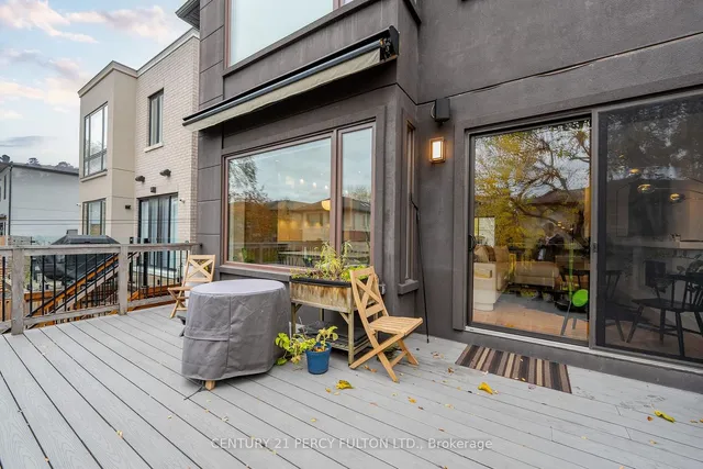 Additional image 28 of 323 Douglas Ave