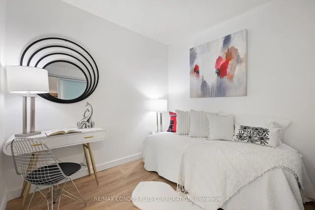 Additional image 14 of 38 Widmer St Unit 810