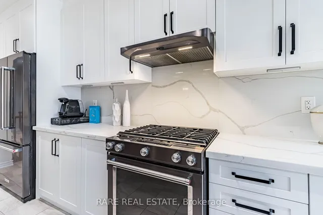 Additional image 10 of 17 Herrick Dr