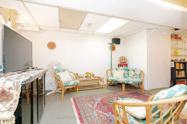 Additional image 30 of 50 BLACKWELL Ave Unit 56