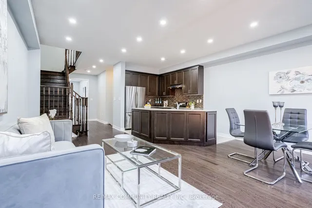 Additional image 19 of 31 Padbury Tr