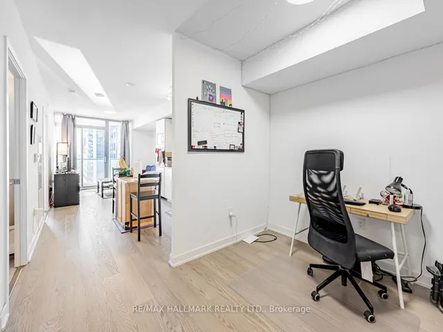 Additional image 16 of 11 Wellesley St Unit 3909