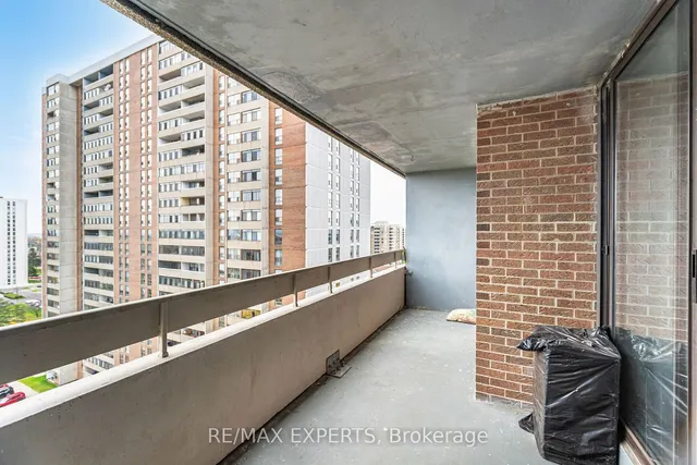 Additional image 26 of 25 Kensington Rd Unit 1407