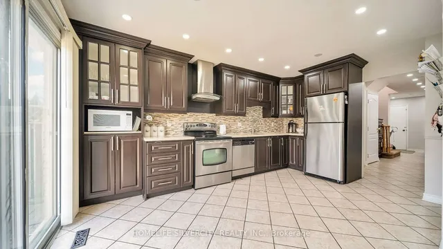 Additional image 8 of 36 Woodside Crt