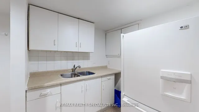 Additional image 20 of 28 Abell Dr