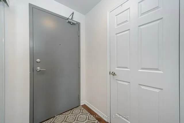 Additional image 6 of 54 Sky Harbour Dr Unit 105