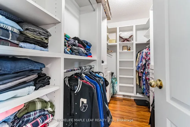 Additional image 23 of 17 Matagami St