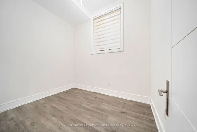 Additional image 22 of 32 Florence Ave