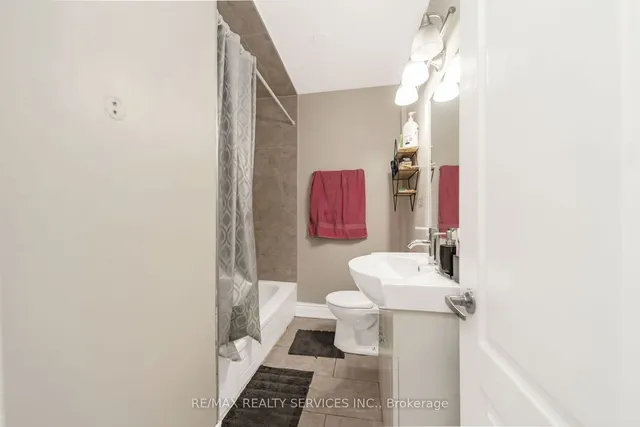 Additional image 16 of 26 Windermere Crt