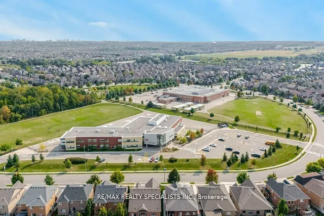 Additional image 40 of 2 Belleville Dr