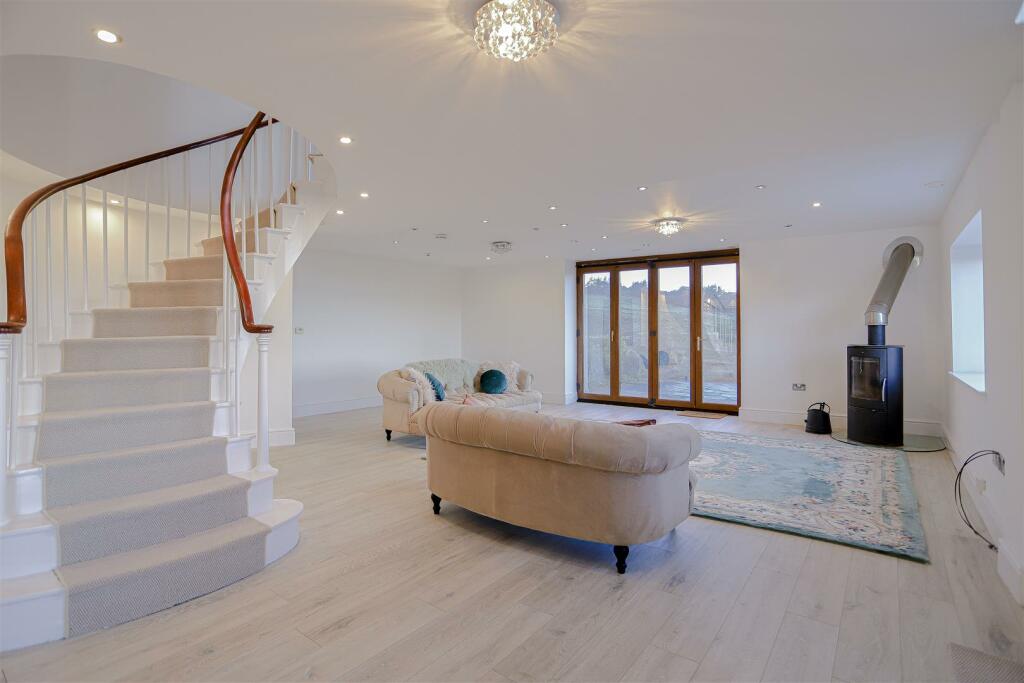 Additional image 28 of Glen View Road, Burnley