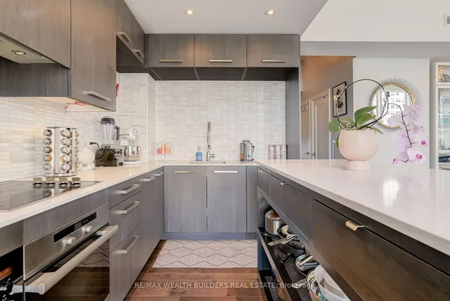 Additional image 7 of 8 The Esplanade Unit 2105