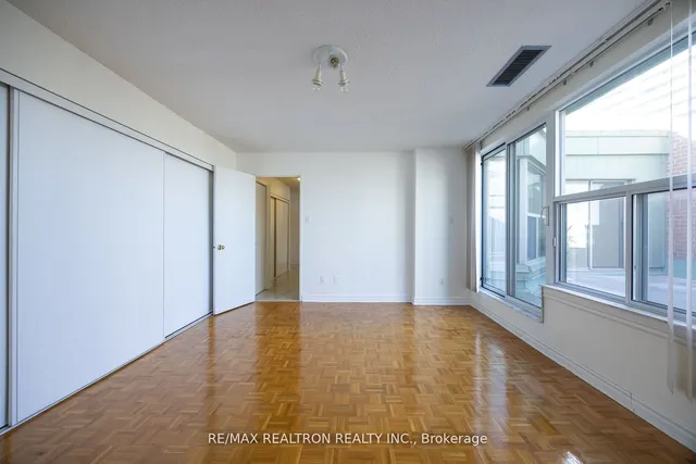 Additional image 12 of 5795 Yonge St Unit 1205