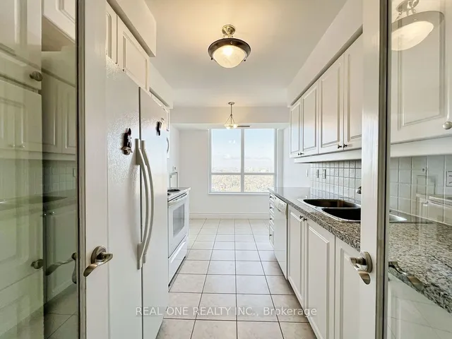 Additional image 10 of 15 Greenview Ave Unit 2512