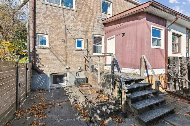 Additional image 33 of 39 Oakwood Ave