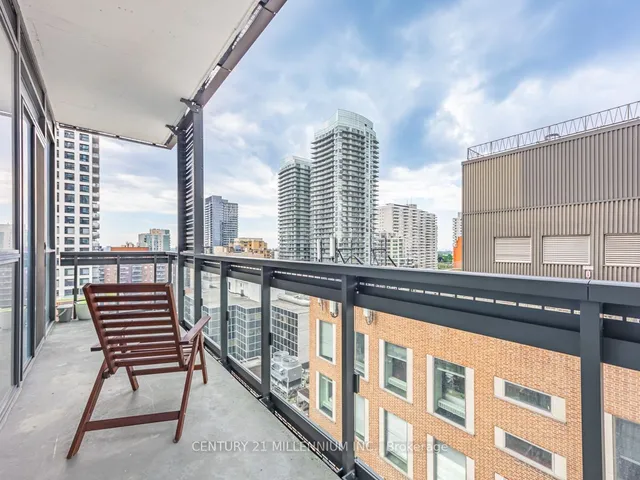 Additional image 24 of 39 Roehampton Ave Unit 1203