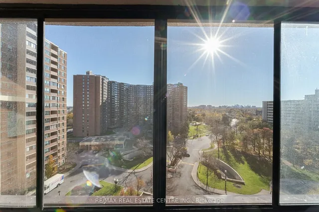 Additional image 30 of 714 The West Mall Unit 1009