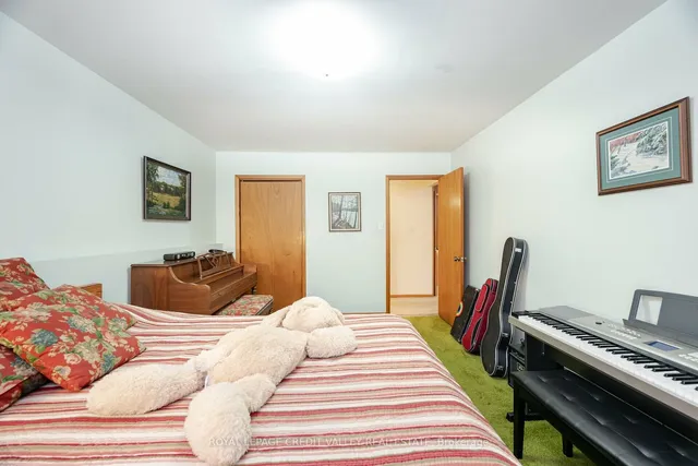 Additional image 26 of 17 Meadowland Gate