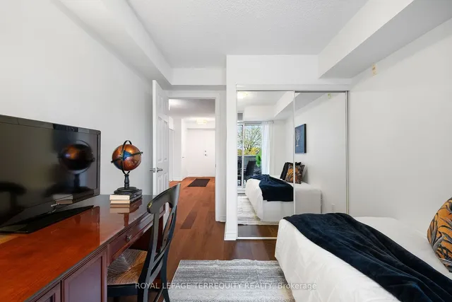 Additional image 23 of 225 Wellesley St Unit 216