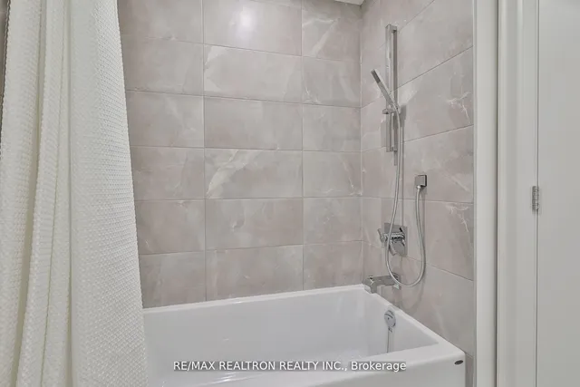 Additional image 30 of 285 Avenue Rd Unit 403