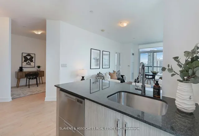 Additional image 7 of 1486 Bathurst St Unit 1604