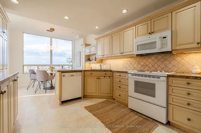 Additional image 13 of 1 Aberfoyle Cres Unit PH03