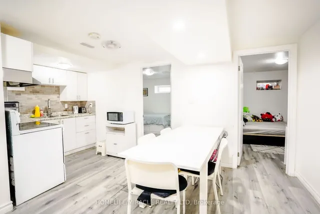 Additional image 29 of 82 Sedgemount Dr